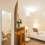 Residenza Art Design In Apartament